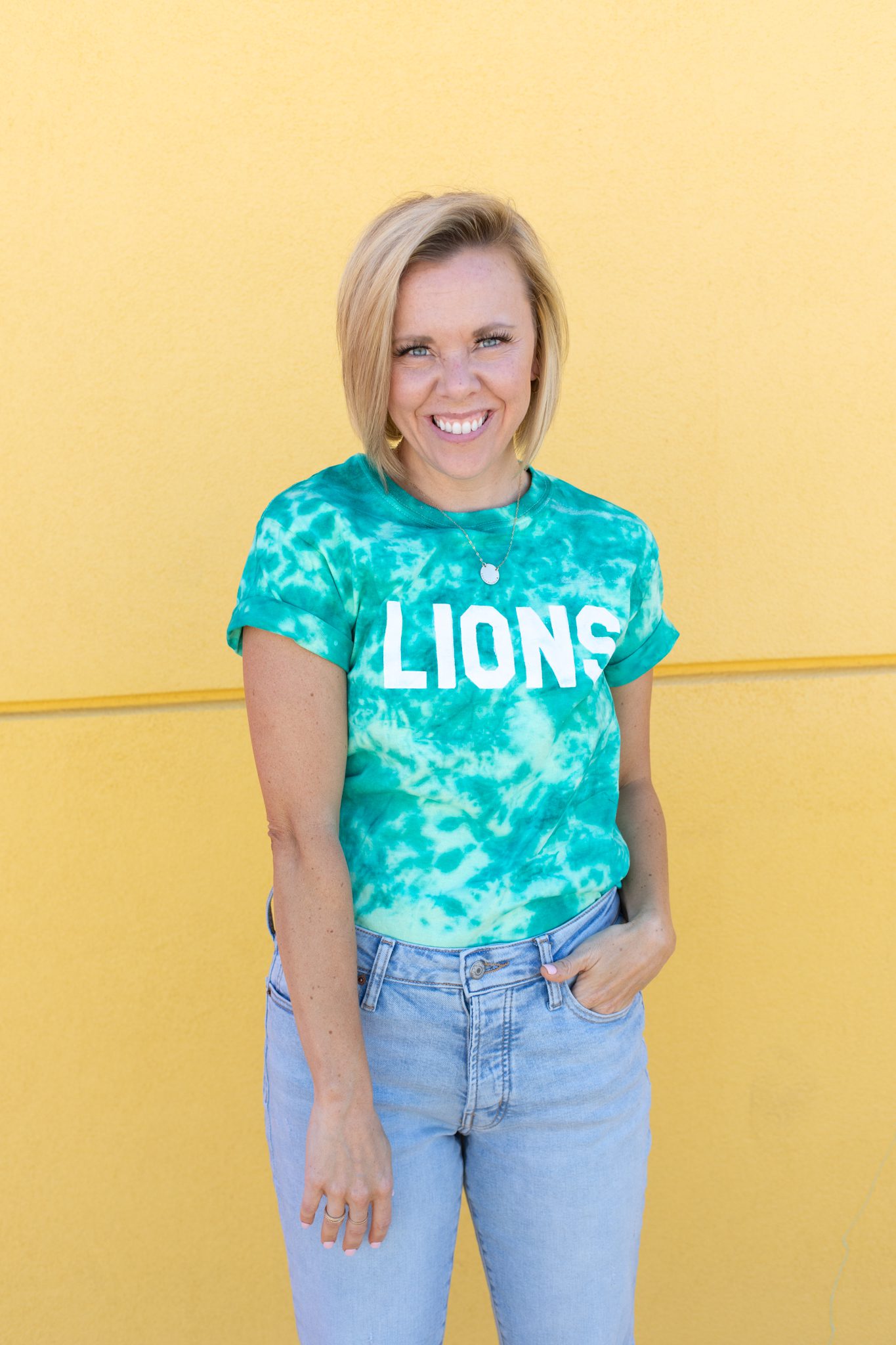 back-to-school-tie-dye-diy-spirit-shirt-lions